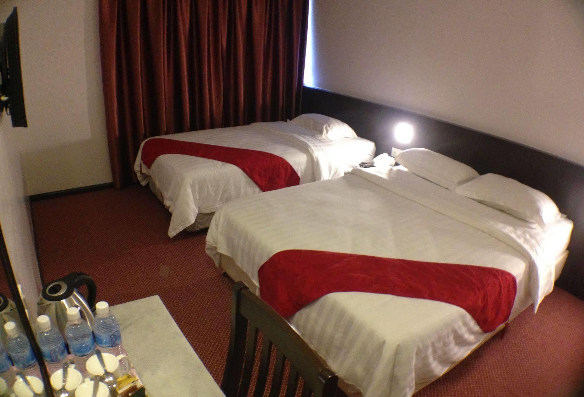 Century Hotel Κότα Κιναμπαλού Εξωτερικό φωτογραφία